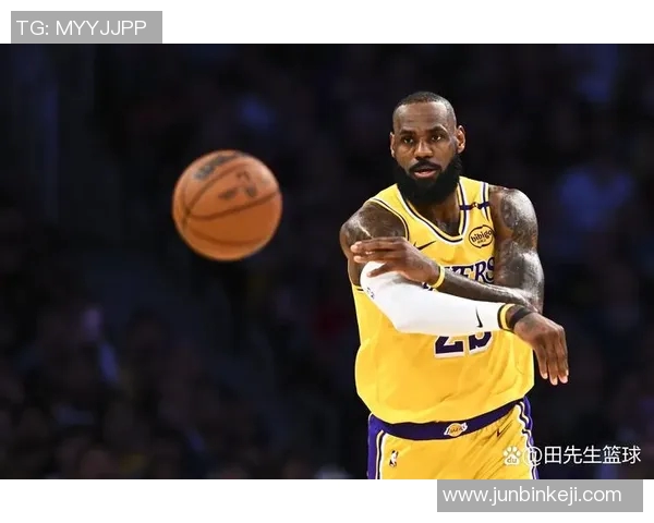 詹姆斯:从篮球场上的传奇到社会影响力的多元化探索之路